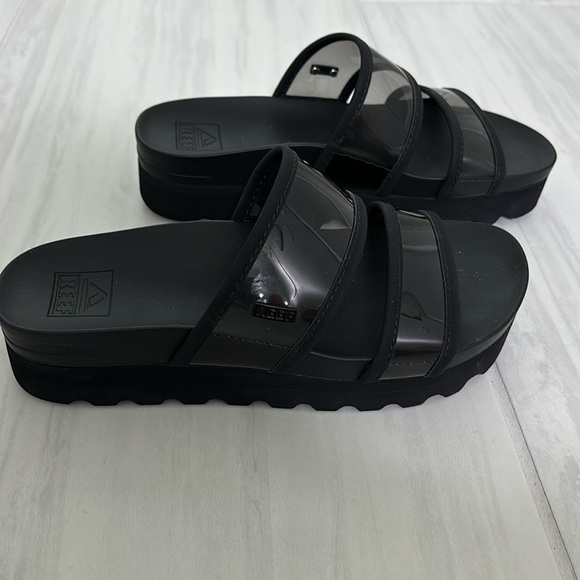REEF women’s Vista Hi-Energy Sandal Black Transparent Straps size 6 - Picture 3 of 12